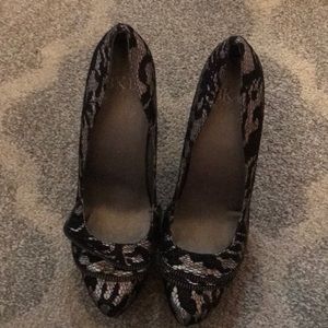 Size 9 BKE PUMPS